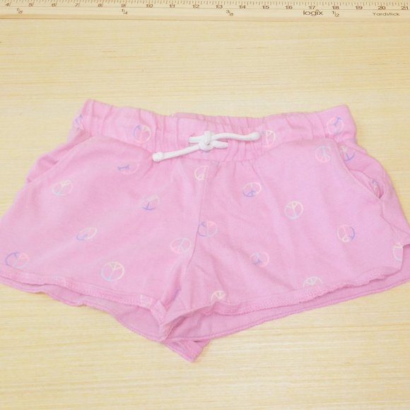 Old Navy Other - Old Navy Pink Cheer / Peace Sign Shorts in Girls size 6/7 Small